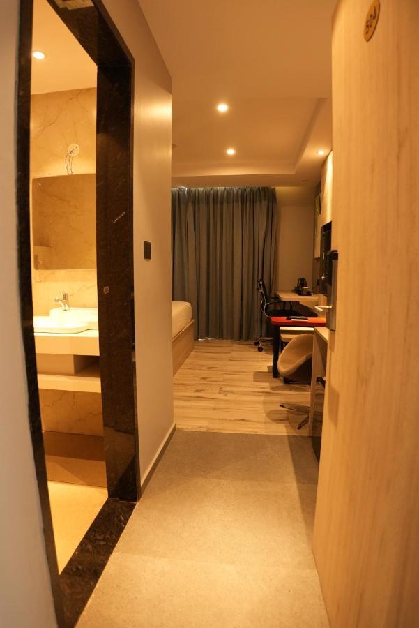 Hotel Ocean Vista Bay Visakhapatnam Eksteriør billede